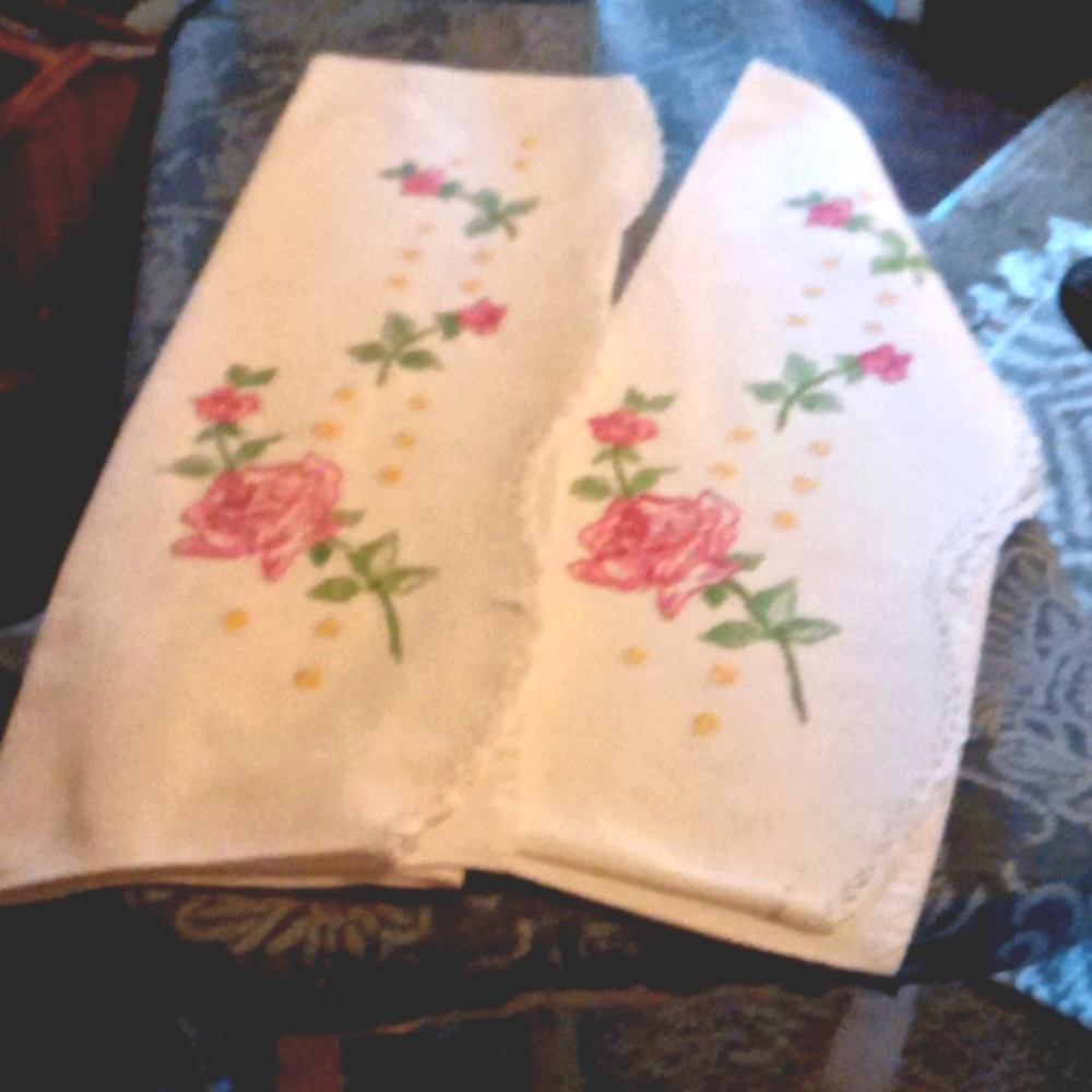 Vintage 1970's Hand Embroidery Pillow Case
